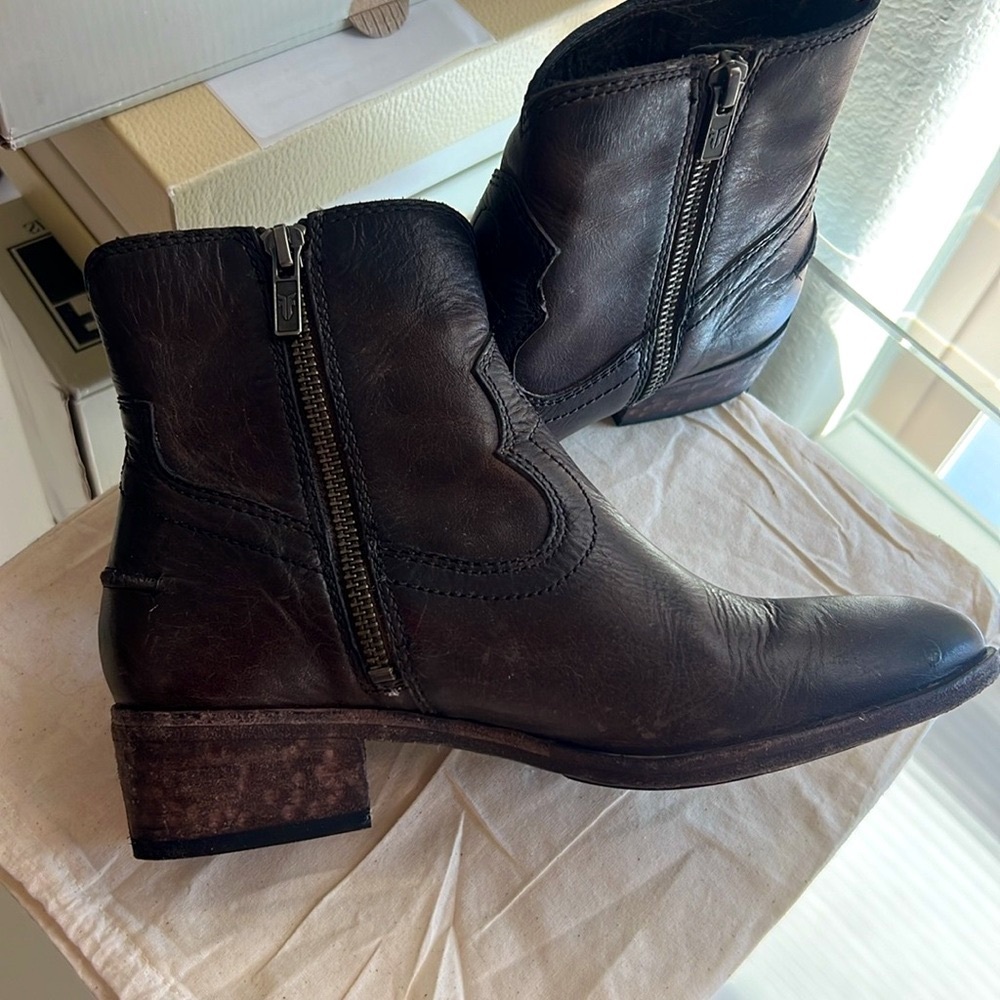 FRYE Ray Seam Short Ankle Wapu Bootie Brown Leather with Box Women 5.5 - Picture 8 of 10